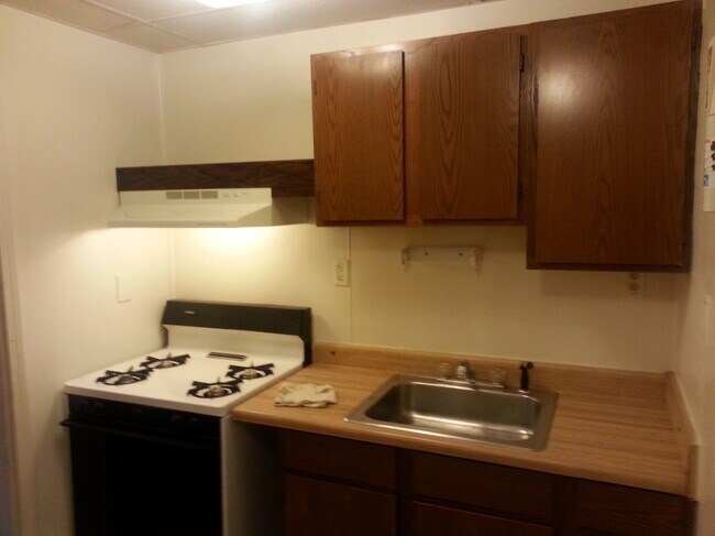 Building Photo - 26710 W Huron River Dr