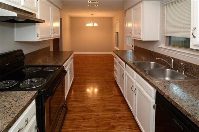 Foto del edificio - 925 Baldwin St