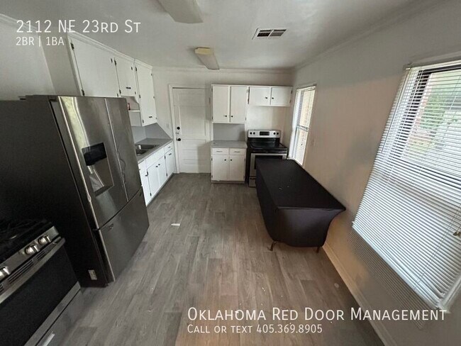Foto del edificio - 2112 NE 23rd St