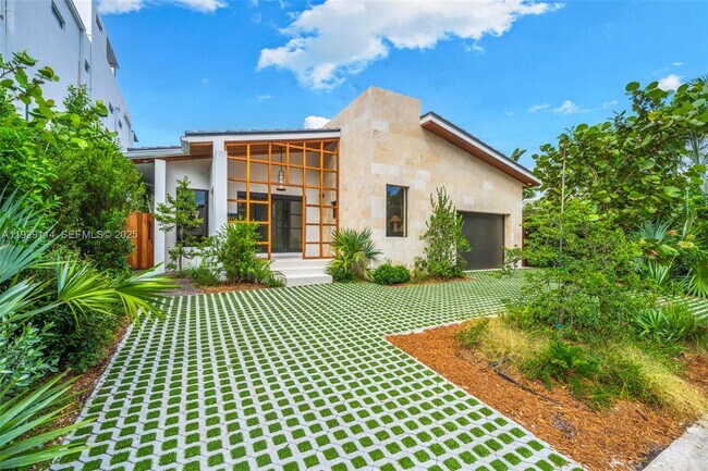 Foto del edificio - 1815 Fairhaven Pl