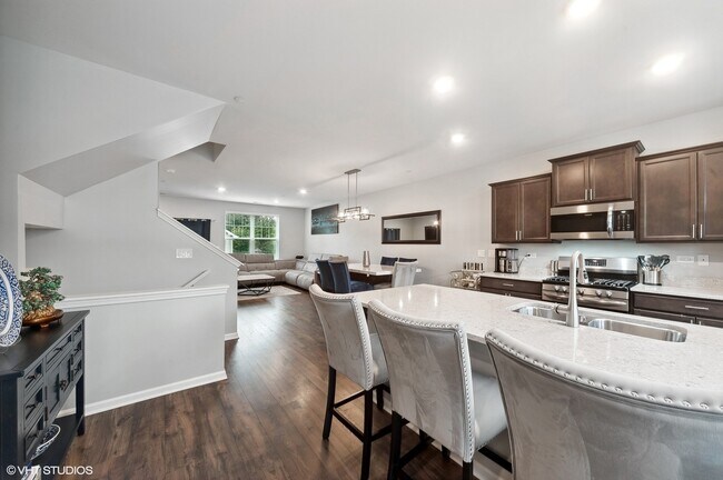 Foto del edificio - 45 Timber Wolf Dr