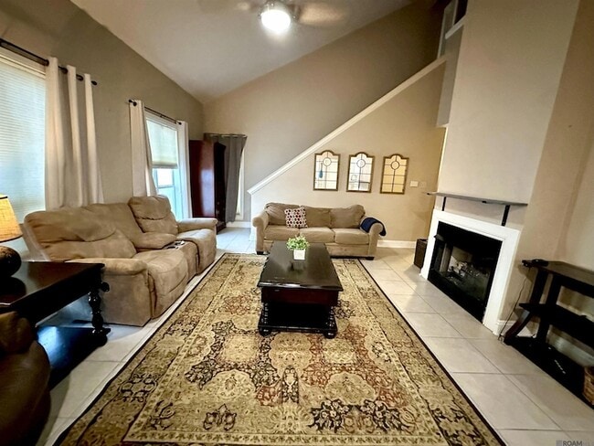 Foto del edificio - 5141 Nicholson Dr