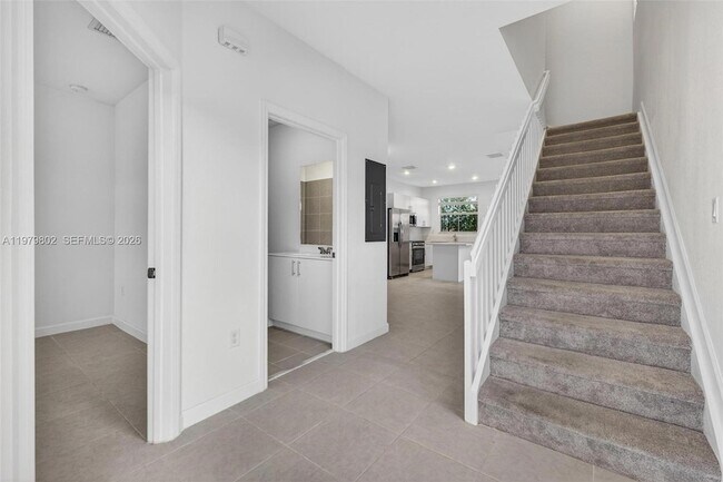 Foto del edificio - 2650 SE 29th St