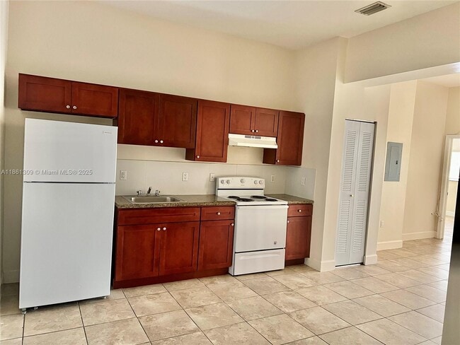Foto del edificio - 1253 SW 2nd St