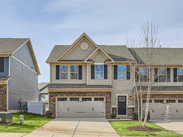 Building Photo - 145 Beacon Dr