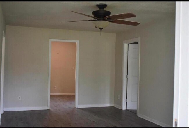 Foto del edificio - 4708 38th St E