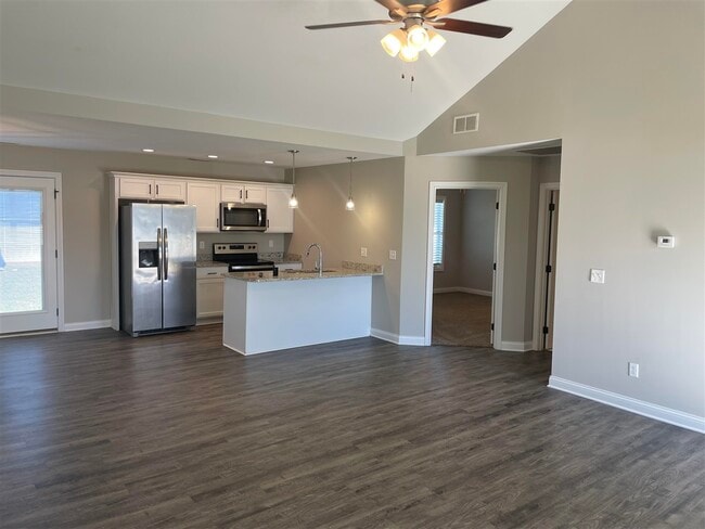 Building Photo - 2992 Laredo Dr