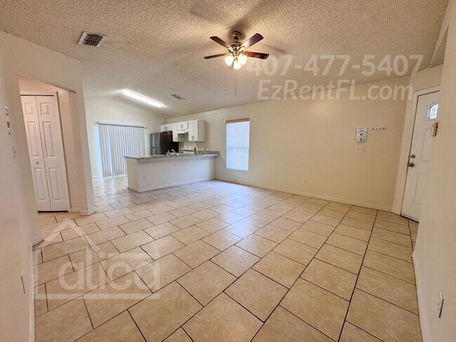 Building Photo - 3/2/1 in Orlando - Quiet Neighborhood