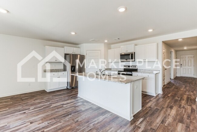 Building Photo - 7335 Wilburton Ln