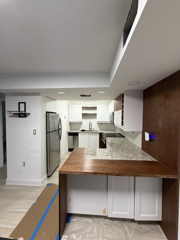 Foto del edificio - 1720 NW North River Dr