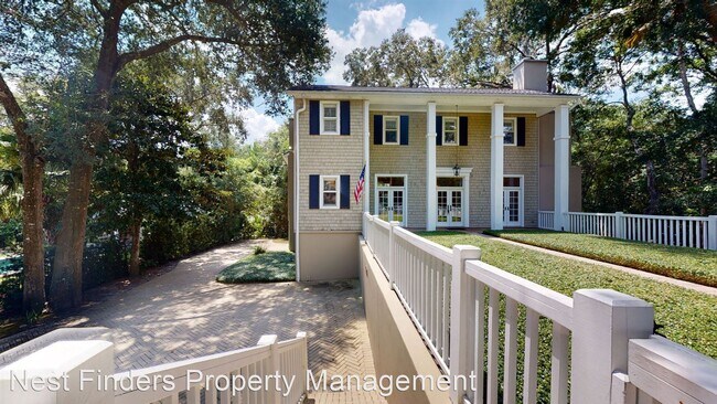 Building Photo - 3 br, 3.5 bath House - 410 Oceanwalk Dr S.
