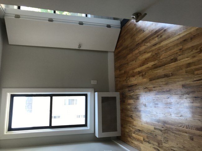 Building Photo - 6804 3rd Ave