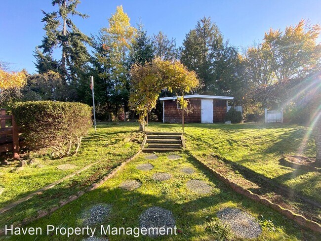Building Photo - 3 br, 1 bath House - 19310 Occidental Ave S