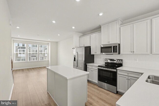 Foto del edificio - 4706 Torrey Ln