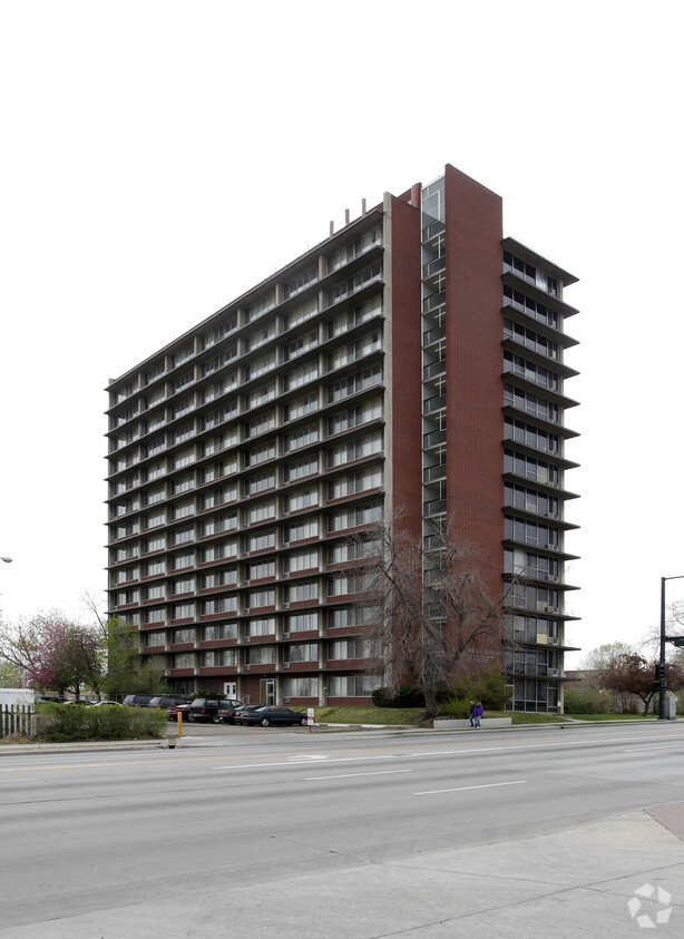 Building Photo - Columbine Towers