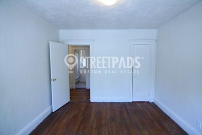 Foto del edificio - 1 bedroom in Boston MA 02215