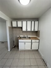 Building Photo - 301 Weaver St