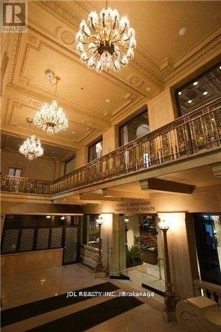 Primary Photo - 1 King St W