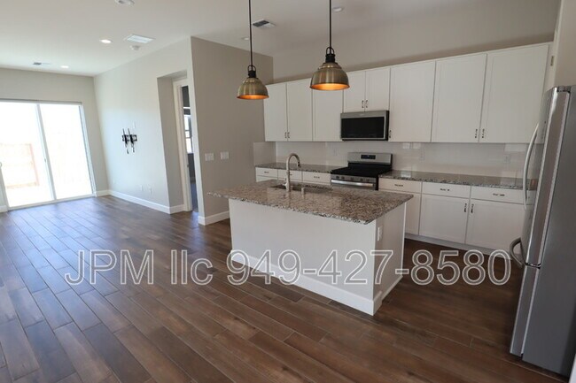 Foto del edificio - 12925 Sapphire Point Dr