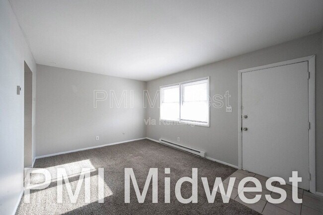 Foto del edificio - 2950 W U.S. 52