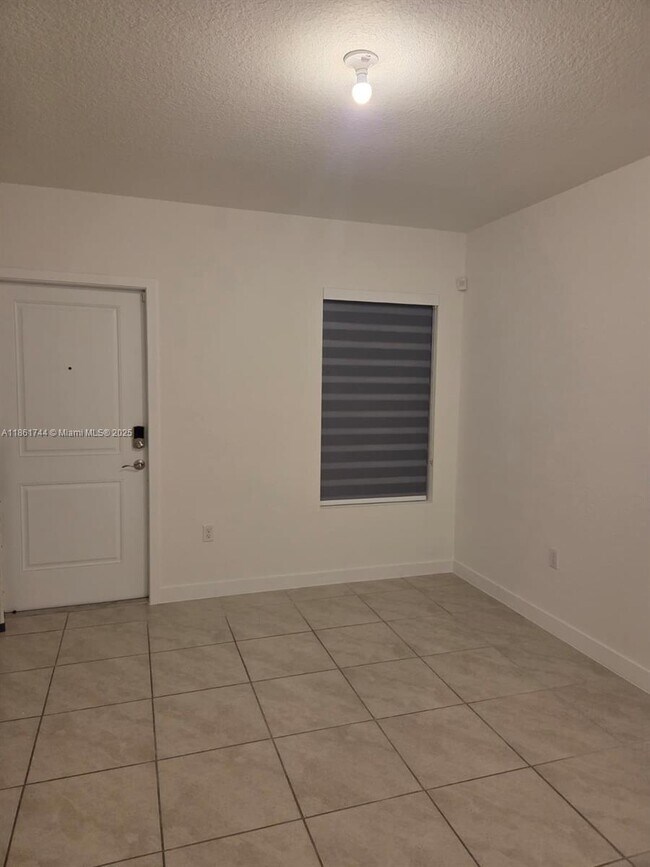 Foto del edificio - 540 NE 5th Terrace