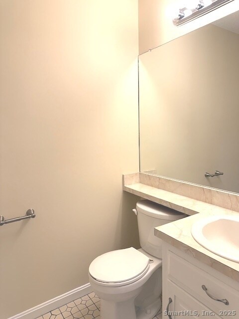 Building Photo - 25 Old Turnpike Rd