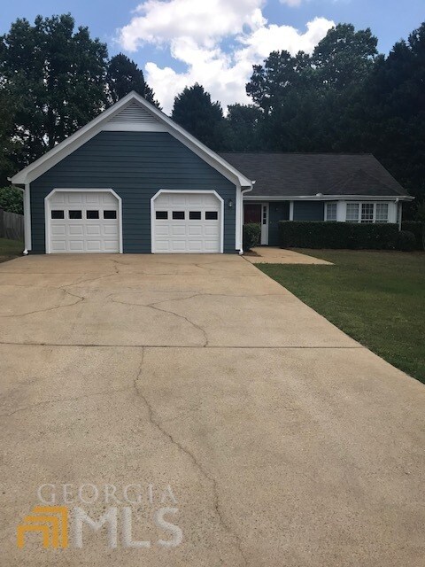 Primary Photo - 4665 Hampton Square Dr