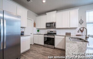 Foto del edificio - 4721 Ranahan Pass