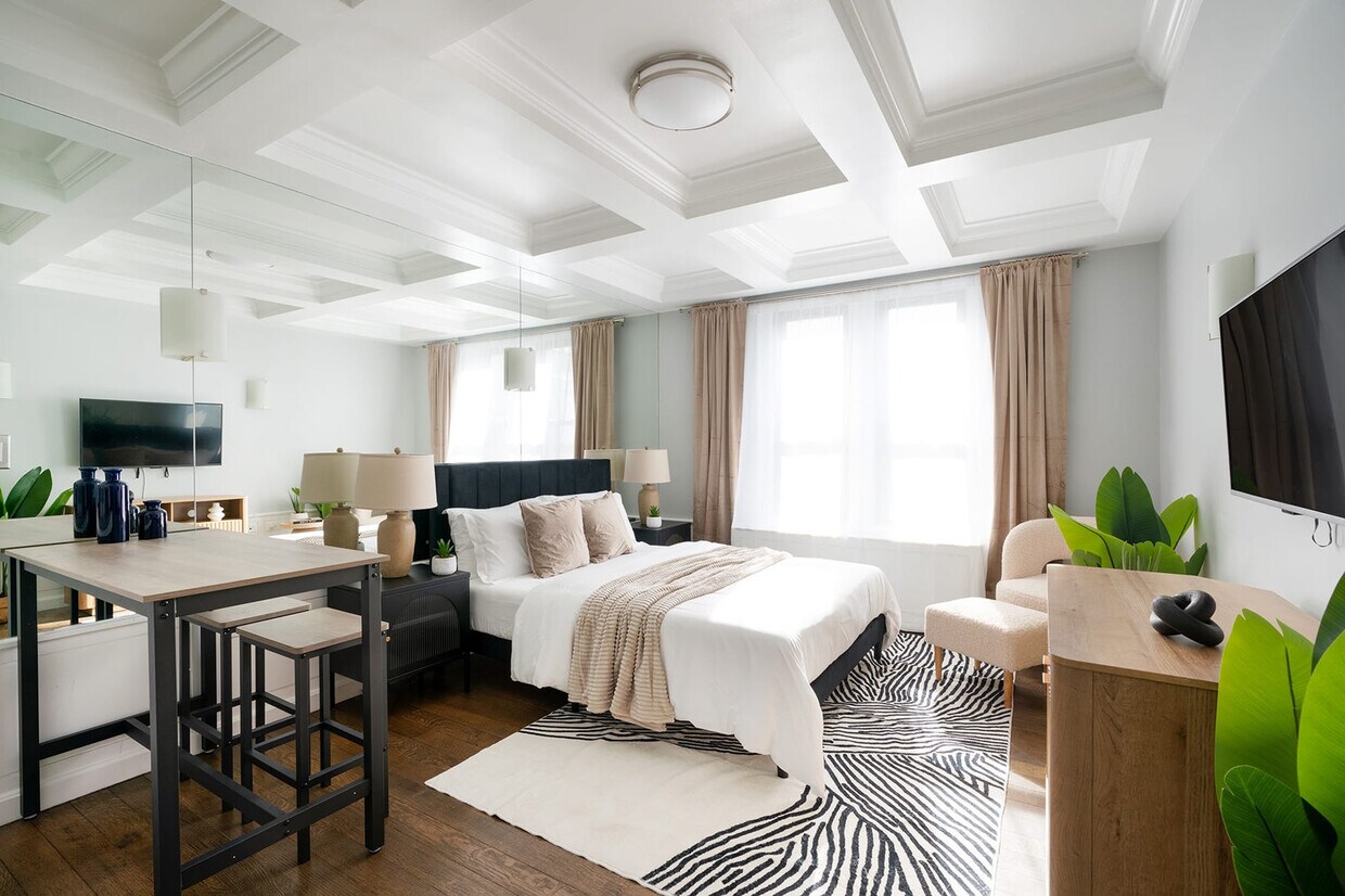 Foto principal - 238 W 73rd St