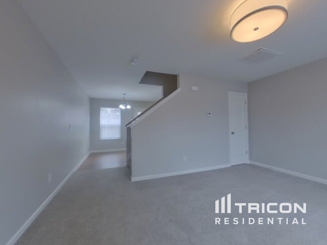 Foto del edificio - 6432 Pennacook Dr