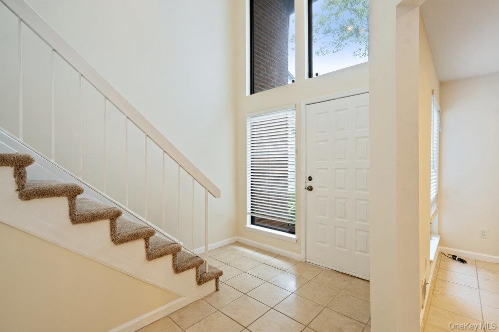 Foto principal - 90 Foxwood Dr