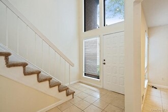 Building Photo - 90 Foxwood Dr