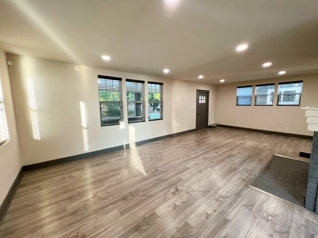 Building Photo - 3121 N Park Ave