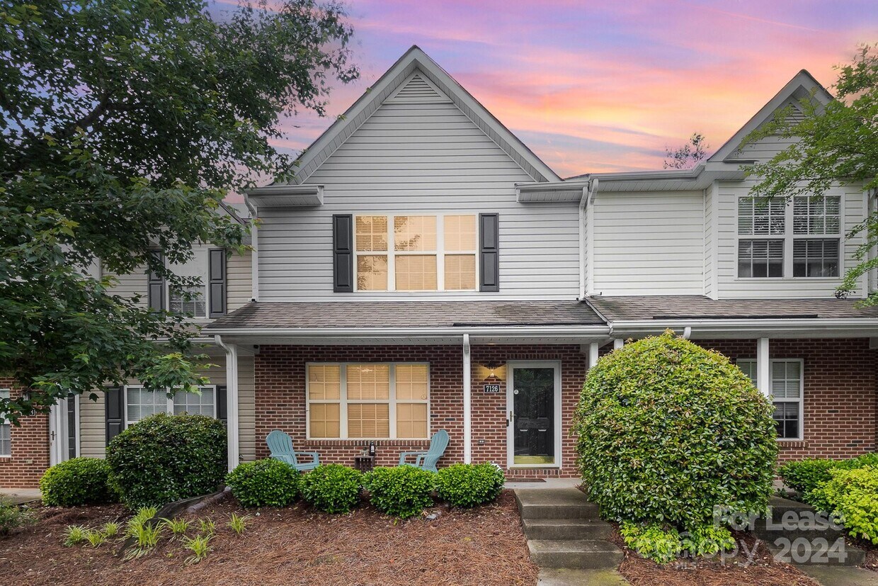 Foto principal - 7126 Bidford Ct