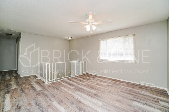 Building Photo - 5116 Refugee Road