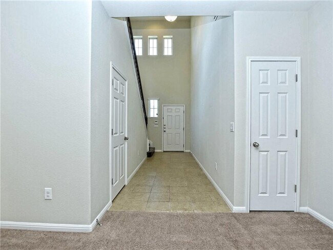 Building Photo - 3240 E Whitestone Blvd