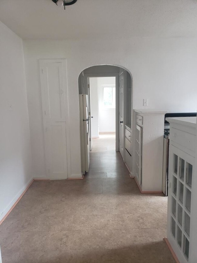 Foto del edificio - 4022 Walker Ave