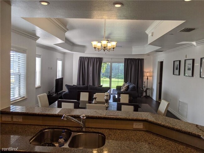 Building Photo - 3 br, 3 bath House - 7612 Cabana Ct Apt 101