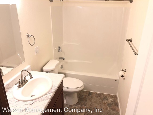 Building Photo - 10413 E 8th Ave