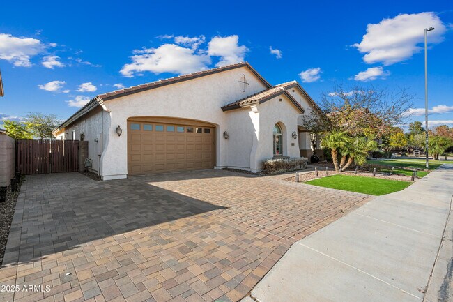 Foto del edificio - 4060 S Emerson St