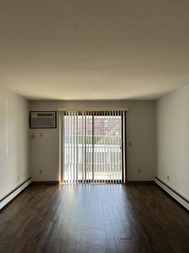 Foto del edificio - 9060 W Oklahoma Ave