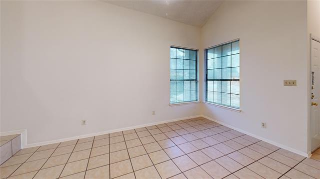 Building Photo - 1842 Silverwood Ln