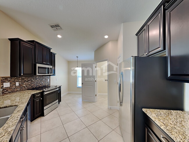 Building Photo - 12035 Cardinal Flower Dr