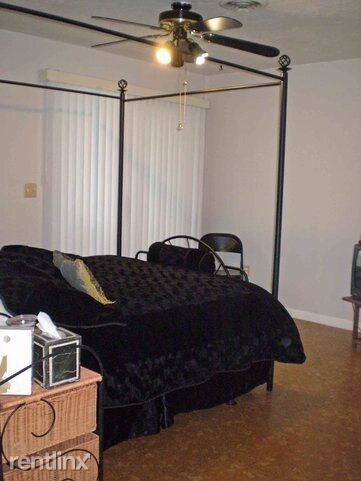 Primary Photo - 1 br, 1.5 bath House - 410 Beaver St E.