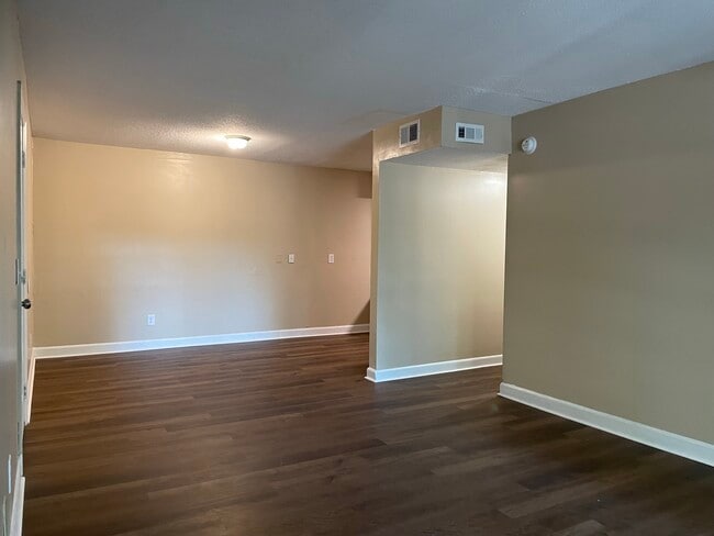 Loblolly Living and Dining room - Columbia Rising