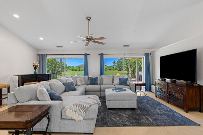 Foto del edificio - 7598 Fairway Trail