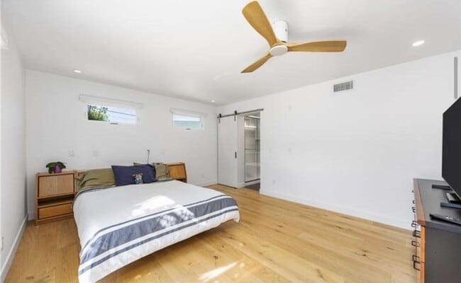 Building Photo - Beautiful 4 Bedroom 4 Bath home on a cul-d...