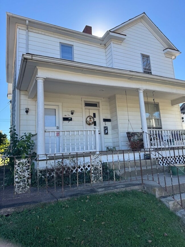 Building Photo - 308-308 1/2 E. Wheeling St