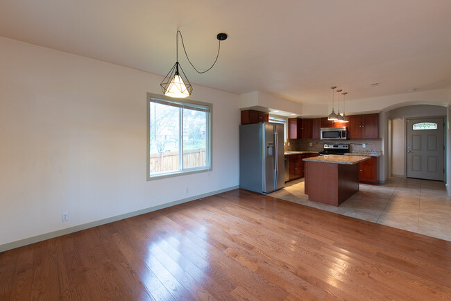 Building Photo - 8415 42nd Ave SW
