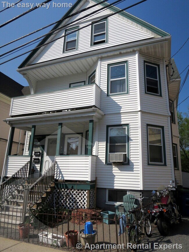 Building Photo - 23 Hawthorne St